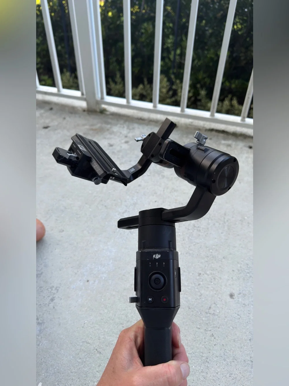 DJI RONIN-S   3-Axis Handheld Gimbal Stabilizer for DSLR/ mirrorless camera!